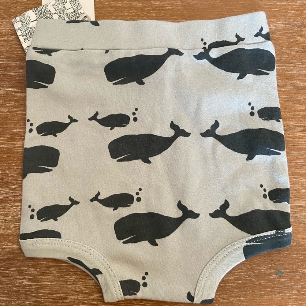 Kate Quinn whale bloomers nwt